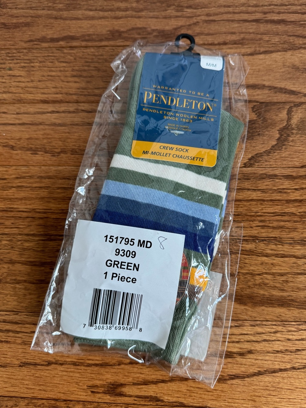 NWT Pendleton Crew Socks